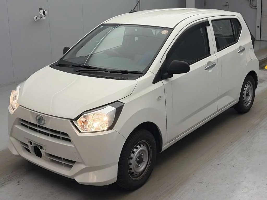 Daihatsu Mira e:S LA350S 2021
